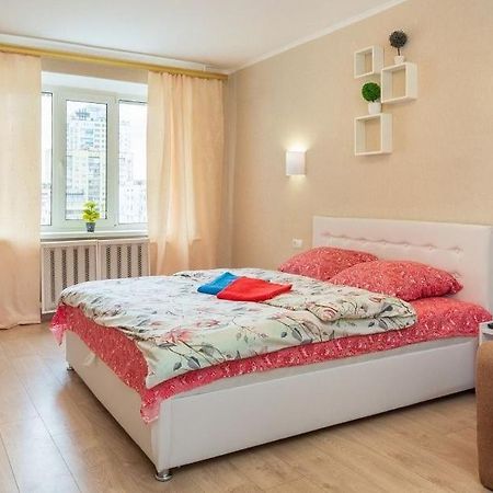 Двухкомнатная На Оболоне Kiev Extérieur photo